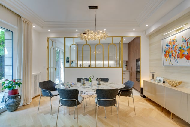 La verrière, élément central de l'appartement