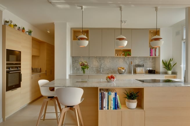 Cuisine-ouverte-lumineuse-perene-angers