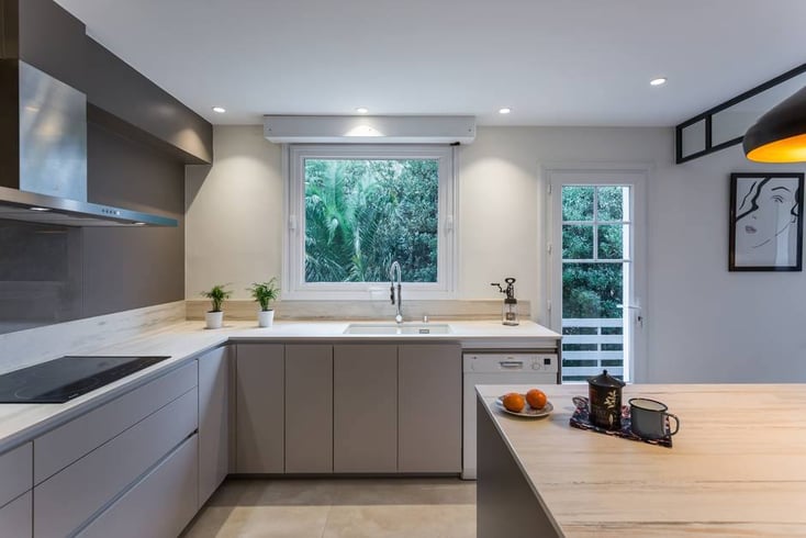 perene-saint-jean-de-luz-cuisine%20moderne