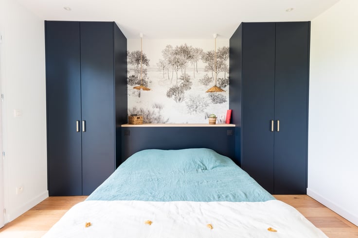 Une-suite-parentale-chaleureuse-aux-tons-colores-perene-angers