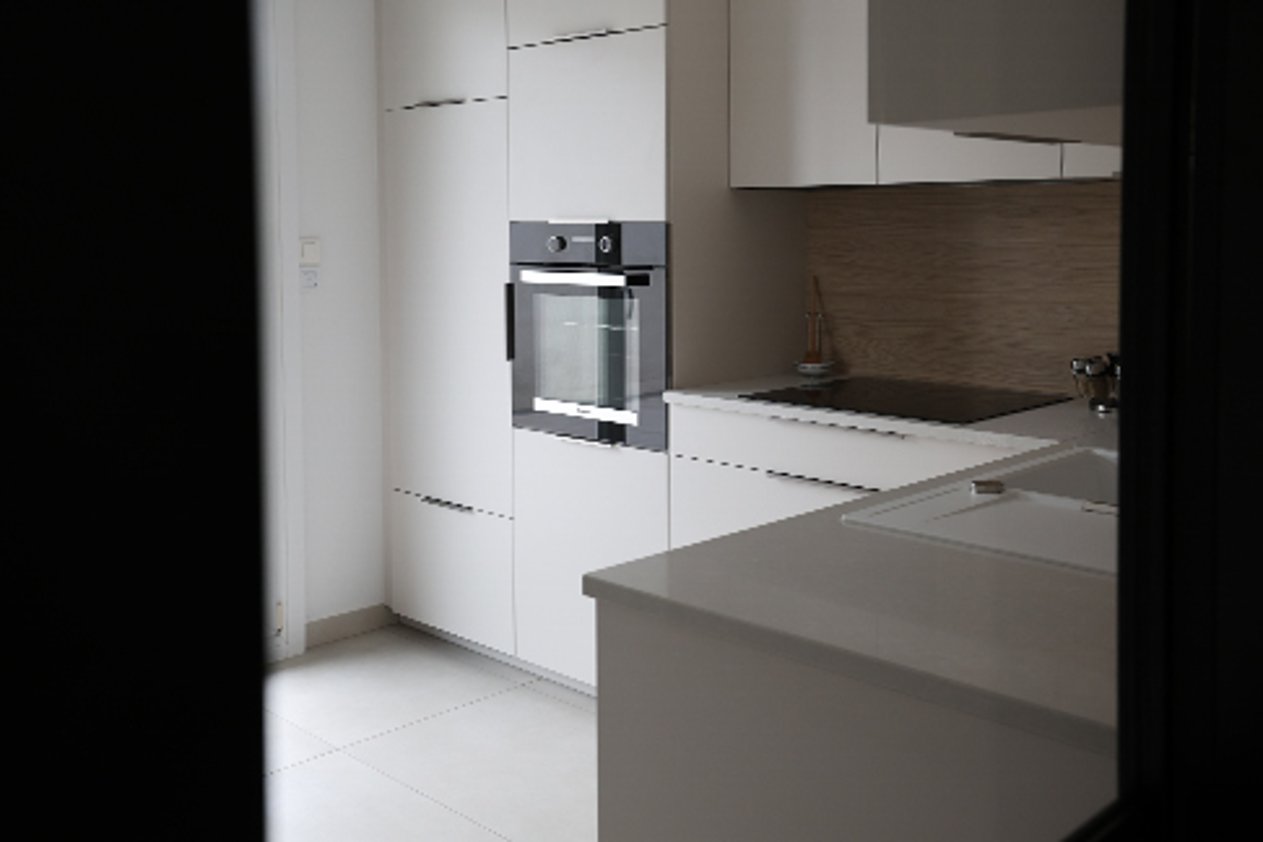 Cuisine-sur-mesure-beige-et-bois-perenebelfort (6) Cuisine-sur-mesure-beige-et-bois-perenebelfort (6)