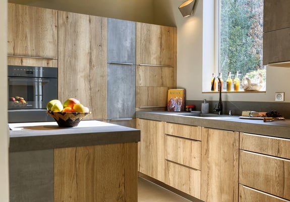 Cuisine-bois-chalet-gris-pierre-Perene