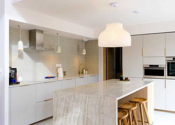 Cusine-clair-elegance-nuances-beiges