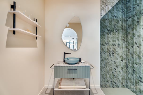 Salle de douche de la boutique Perene Toulon