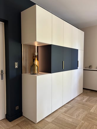Vaissellier blanc avec niche déco 