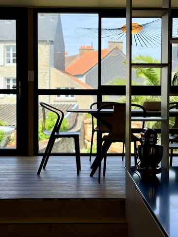 Salle à manger - bibliothèque sur mesure