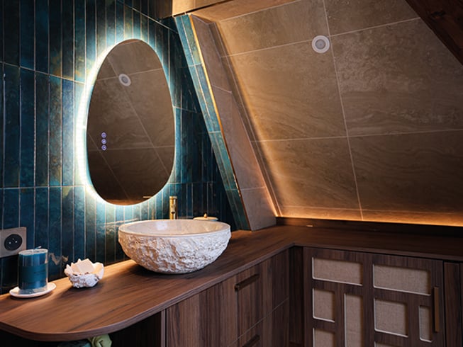 Vue global sur le meuble vasque d'angle