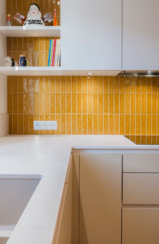 cuisine-haut-de-gamme-sur-mesure-epuree-caen-perene-05.jpg