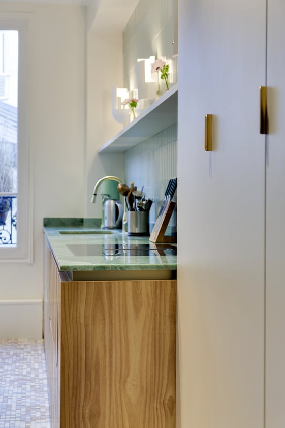 cuisine-perene-paris-7-poignee-inox-okobo-bois-quartzite