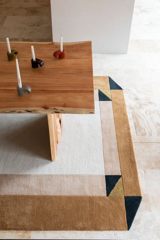 Salle à manger détail tapis