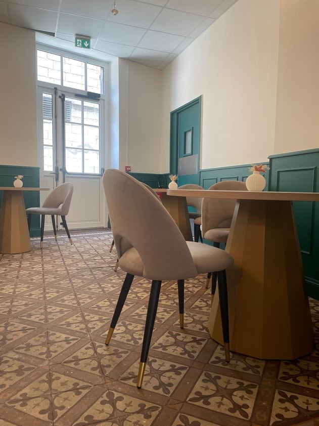 détail tables