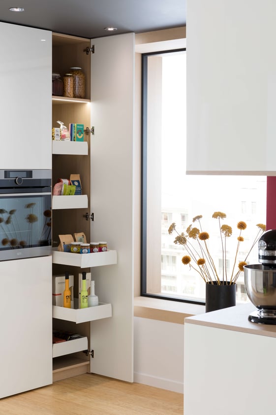 armoire-avec-tiroir-anglaise-dans-cuisine-design-perene armoire-avec-tiroir-anglaise-dans-cuisine-design-perene