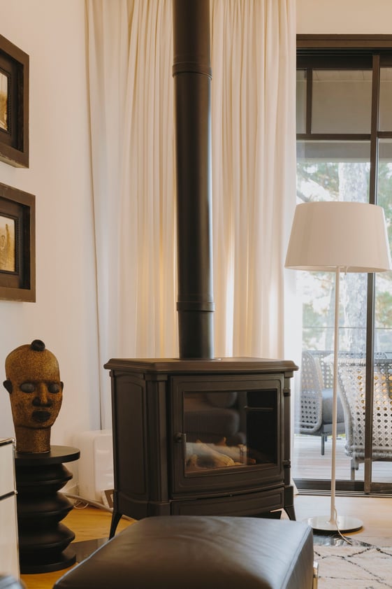poele-dans-salon-contemporain poele-dans-salon-contemporain