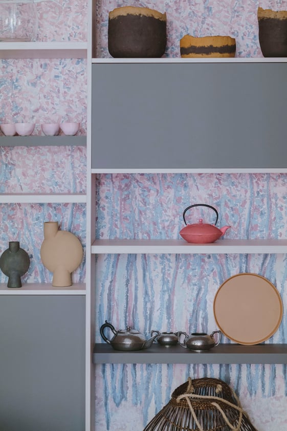 bibliotheque-en-bois-dans-cuisine-perene bibliotheque-en-bois-dans-cuisine-perene