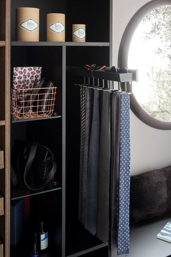 rangements-et-porte-cravates-dressing-perene