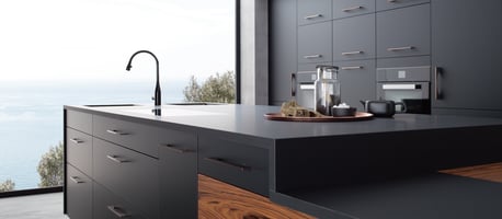 Ilot-cuisine-design-noir-et-bois-perene1