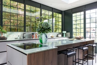 Cuisine-Perene-lumineuse-elegante