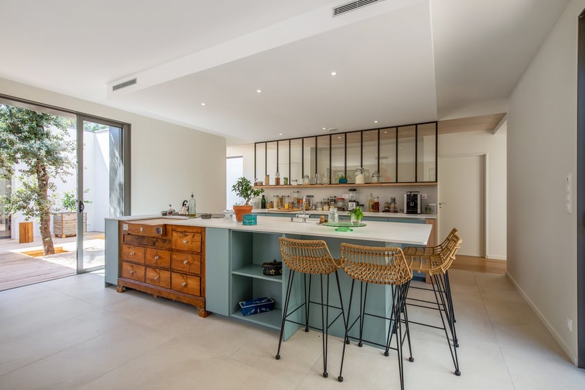 PHOTO%203%20%28002%29