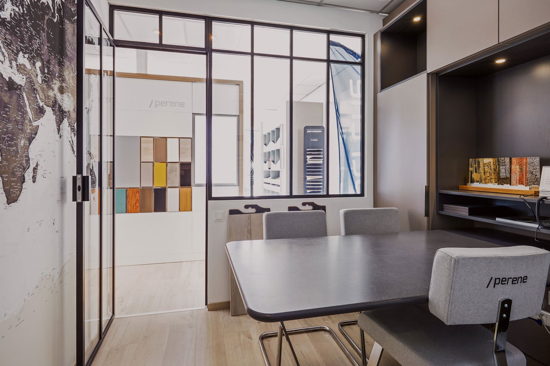 Boutique-Perene-La-Croix-Saint-Leufroy-reduit