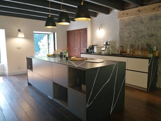 WhatsApp Image 2024-07-09 à 11.44.50_b1d4b72b WhatsApp Image 2024-07-09 à 11.44.50_b1d4b72b