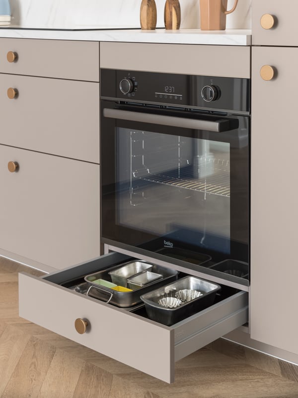 socooc-cuisines-equipees-latte-design-four