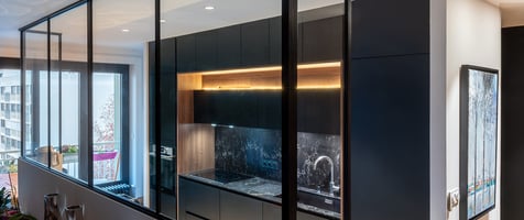 Cuisine Verrière noire Design Perene