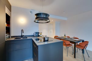 Petite cuisine salle a manger Perene