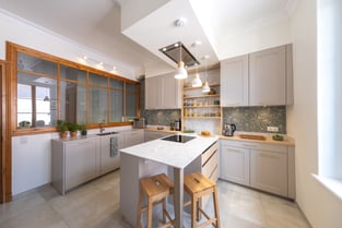 Cuisine bois gris perene Toulon