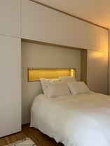 Tête de lit avec rangement