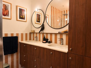 Vue d'ensemble de la salle de bain