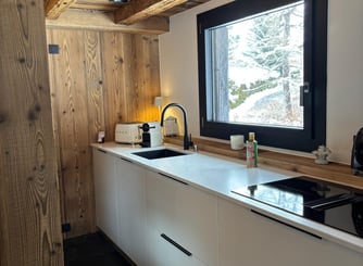 perene sallanches cuisine blanche et vieux bois chalet les Houches