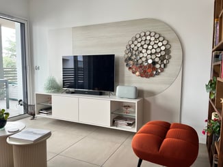 Meuble tv avec intégration miroir