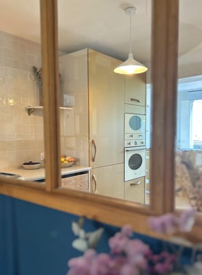 vue-verrière-cuisine-stylée vue-verrière-cuisine-stylée