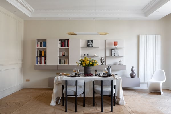 Salle à manger chaleureuse sur-mesure Perene Paris 16
