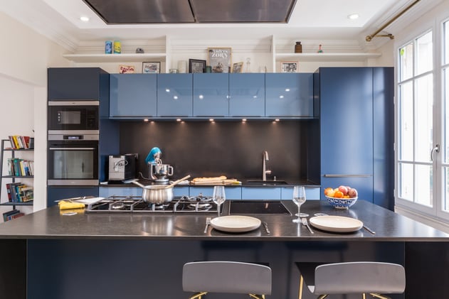cuisine laquée bleu 