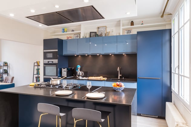 cuisine laquée bleu 