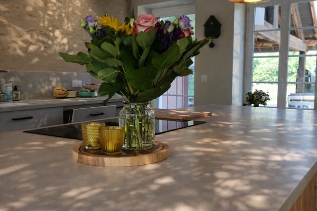 Cuisine intemporelle en bois massif8