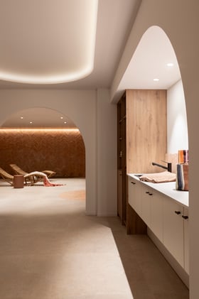 Amenagement-naturel-spa-terracotta-villa-location-saisonniere