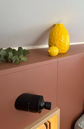 une tête de lit sur mesure terracotta