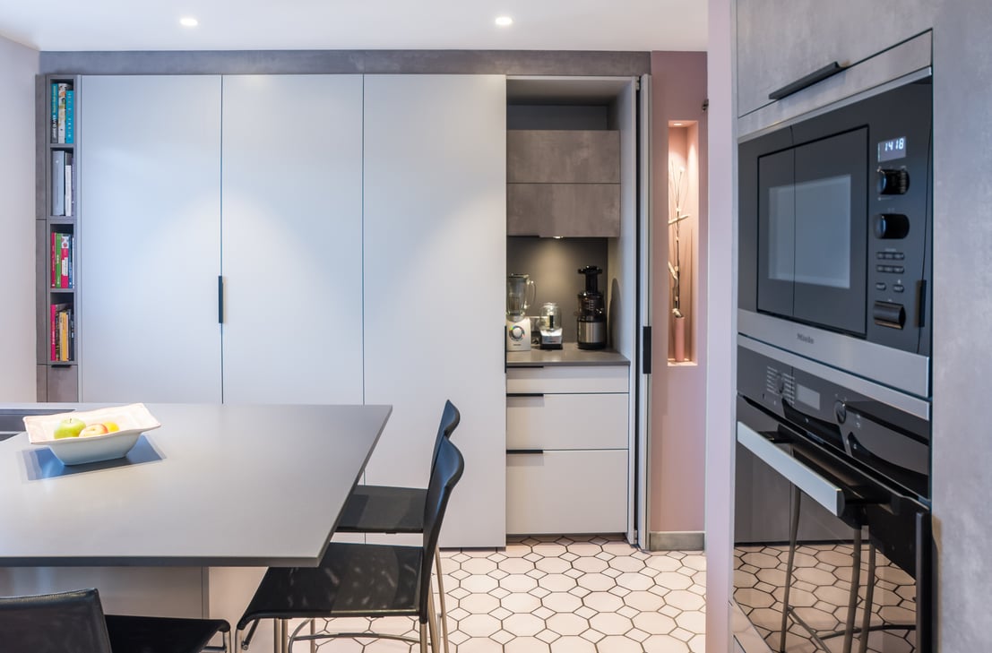 Vue depuis le séjour cuisine fermée