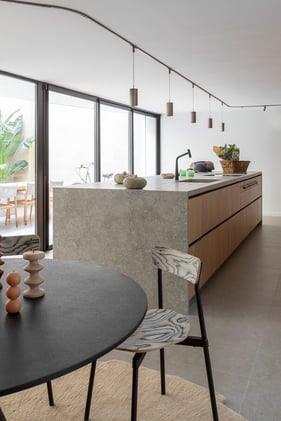 Réalisation d'une cuisine en bois par Perene Paris Merignac