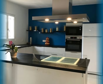 la-vie-en-bleu-une-cuisine-equipee-par-socooc-ales