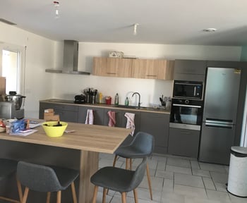 une-cuisine-socooc-avec-nos-meubles-hauteur-83-cm-une-cuisine-equipee-par-socooc-lyon-saint-priest