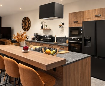 Cuisine ouverte chaleureuse et moderne (1)