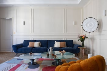 Perene salon colorée appartement haussmannien