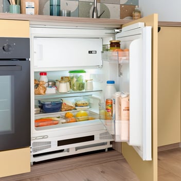 socooc-cuisines-equipees-cosmic-frigo-sous-plan