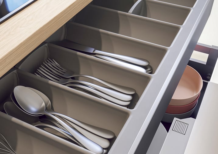 socooc-cuisines-equipees-tiroir-couverts