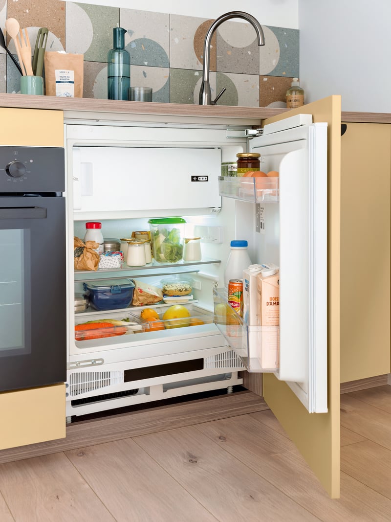 socooc-cuisines-equipees-cosmic-frigo-sous-plan socooc-cuisines-equipees-cosmic-frigo-sous-plan