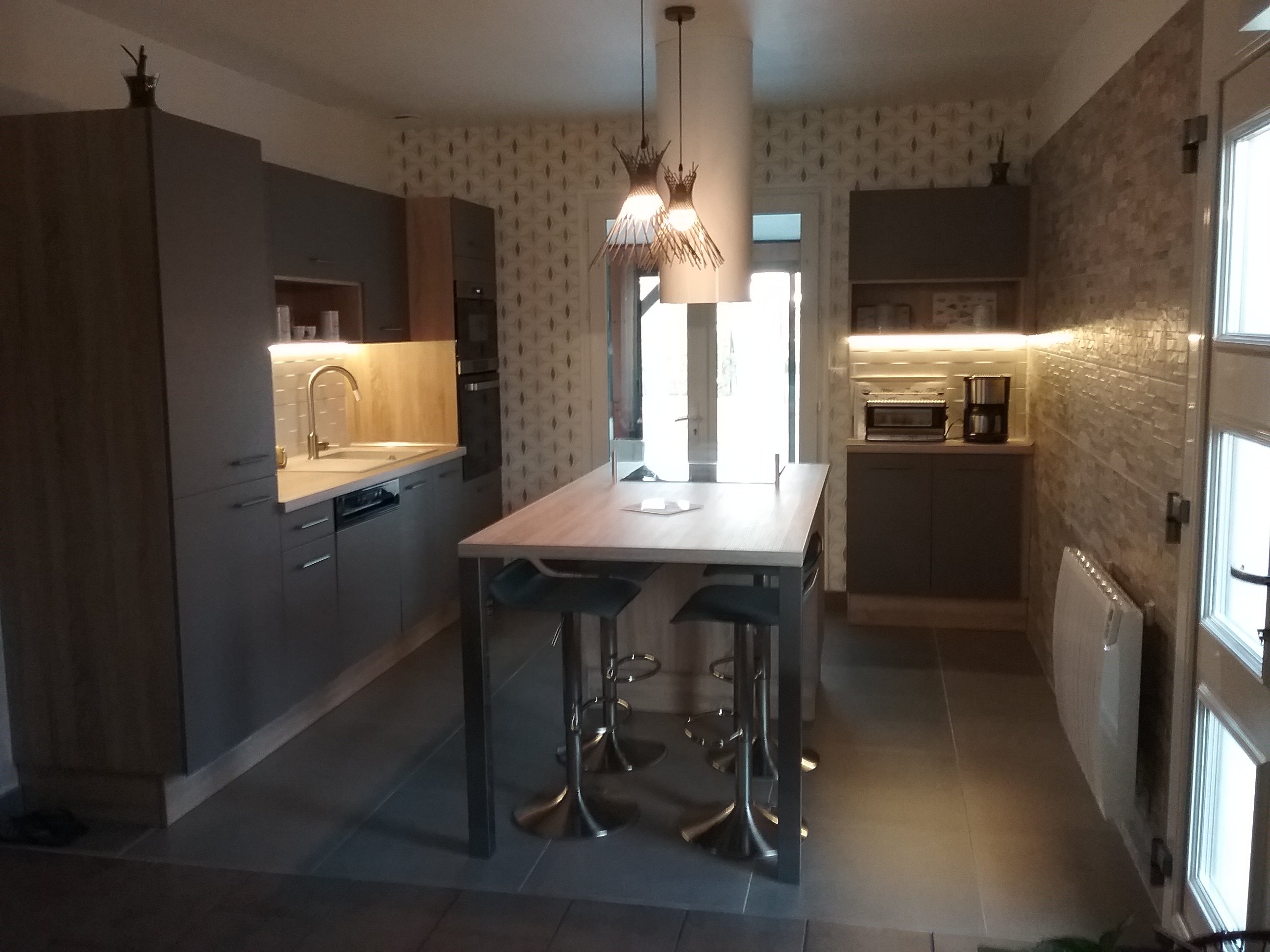 cuisine-grise-merci-une-cuisine-equipee-par-socooc-bourges