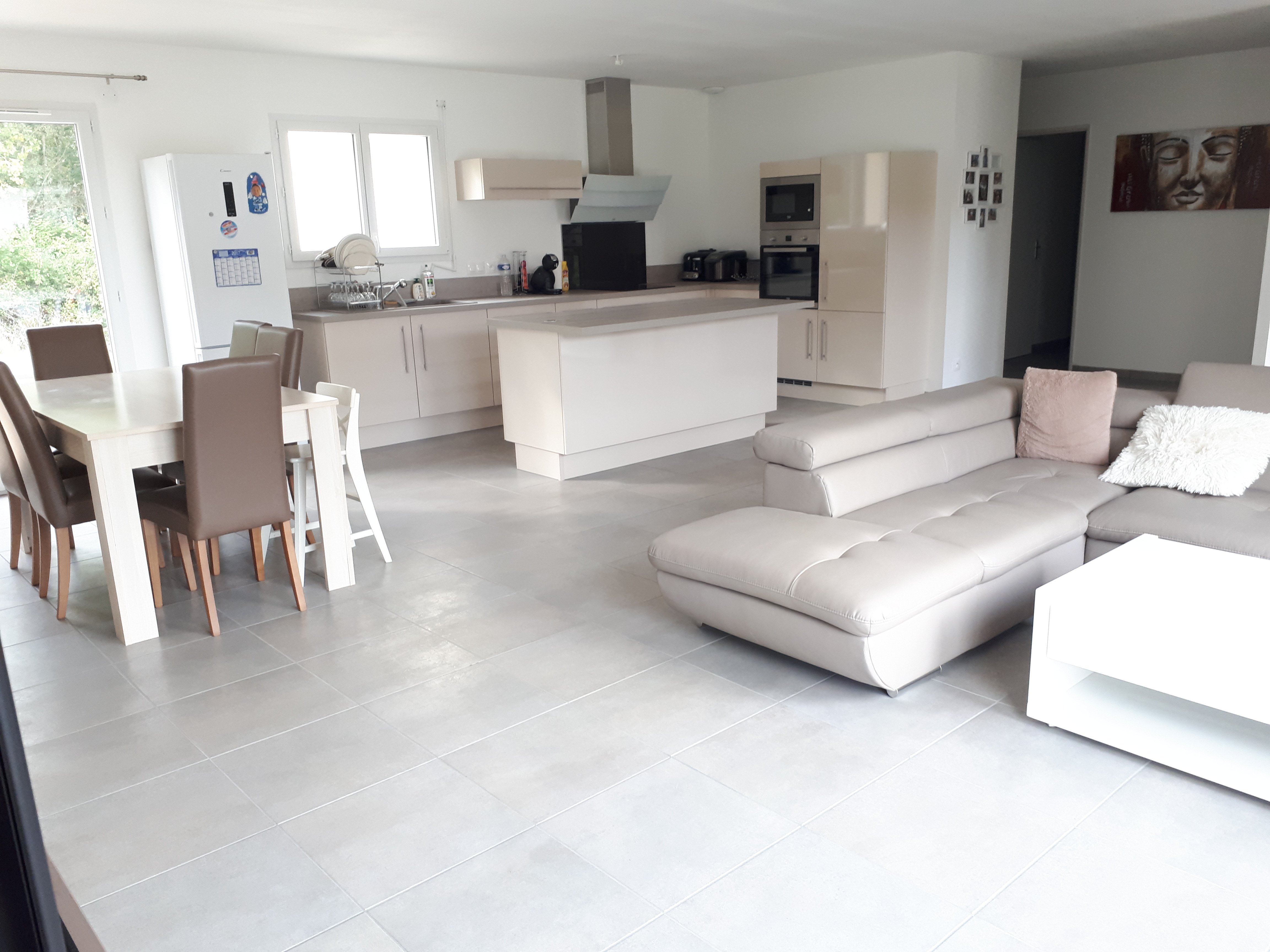 un-mariage-parfait-pour-cette-cuisine-une-cuisine-equipee-par-socooc-bourges